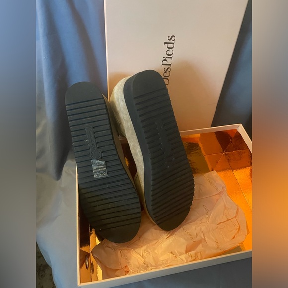 Adamour Taupe Suede Platforms, 9.5 - Picture 3 of 7